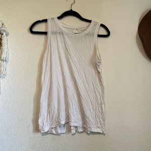 4/15$ Halogen White athletic tank
